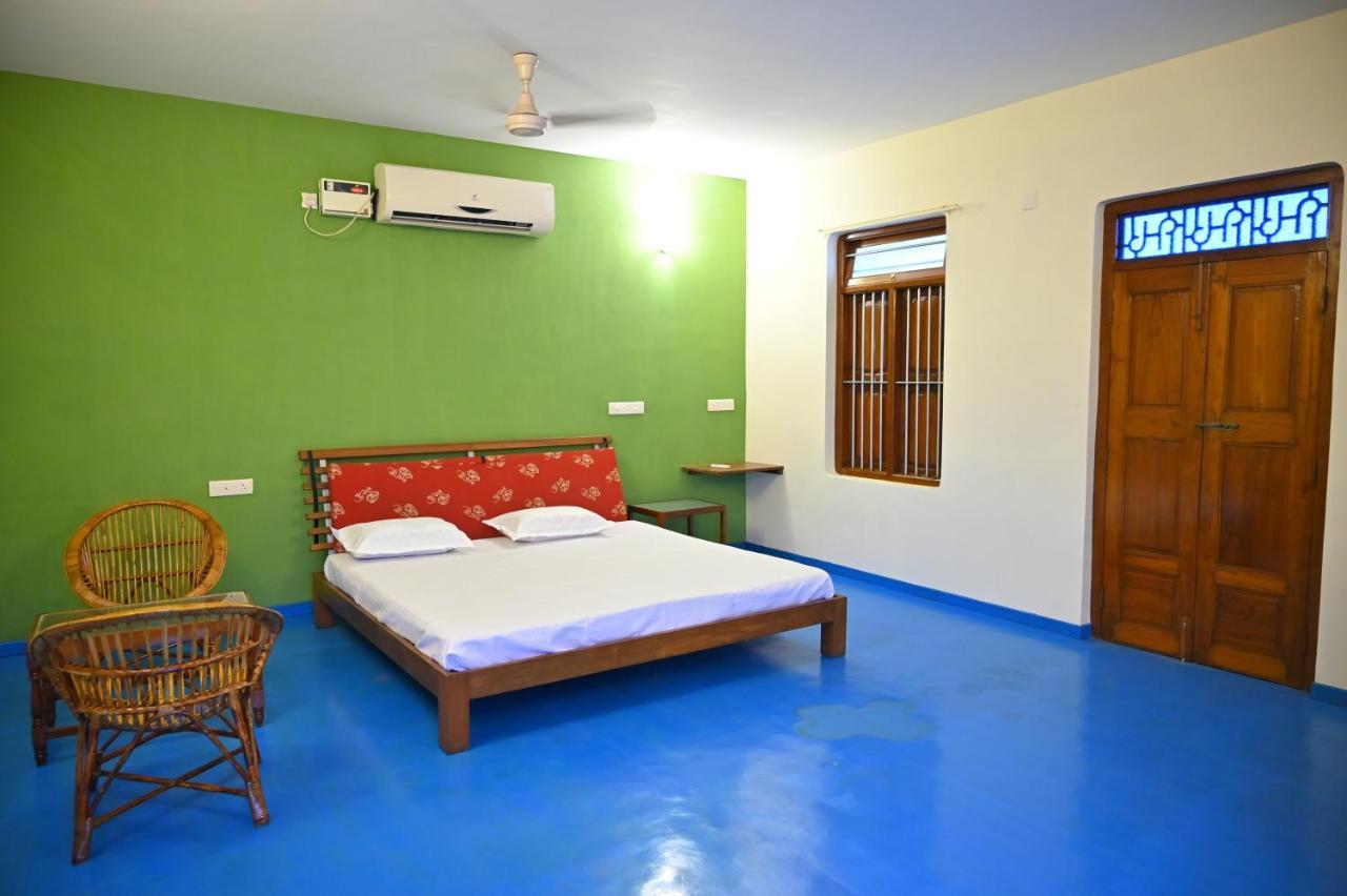 Les Boganveillea Heritage Guest House Auroville Kültér fotó