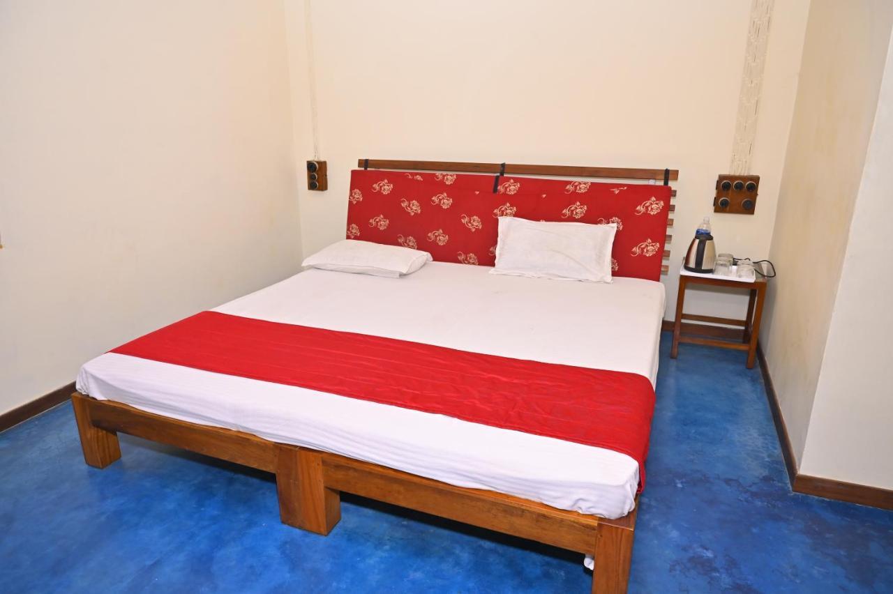 Les Boganveillea Heritage Guest House Auroville Kültér fotó